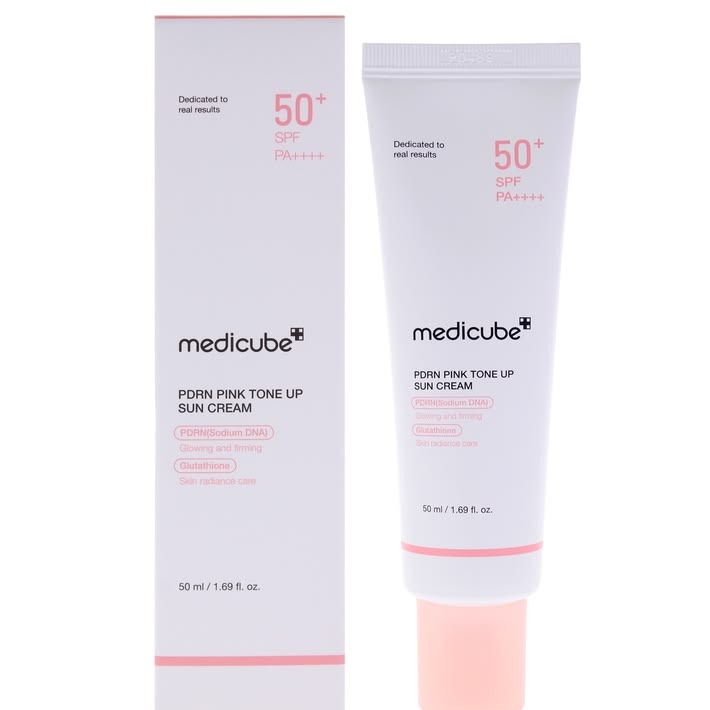 کرم ضدآفتاب رنگی Medicube مدل PDRN Pink Tone-Up SPF50+ | روشن‌کننده و تون‌آپ صورتی